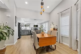 Photo #4: 2273135 Listing 