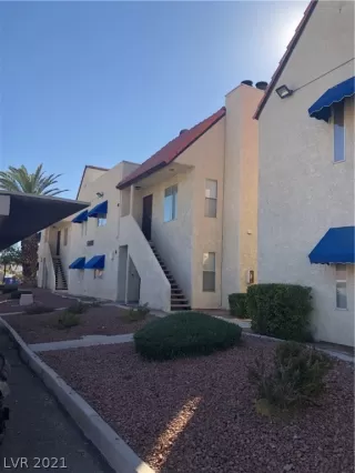 Photo #1: 2273174 Listing