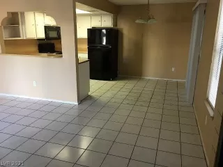 Photo #4: 2273174 Listing