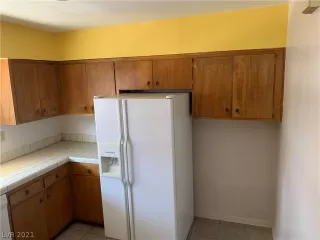 Photo #3: 2273185 Listing