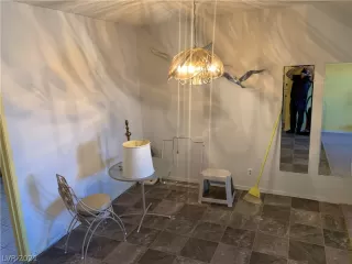 Photo #5: 2273185 Listing