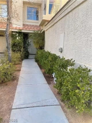 Photo #4: 2273235 Listing 