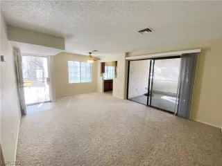 Photo #3: 2273266 Listing 