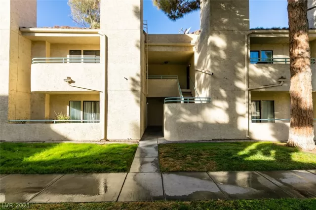 MLS: 2273267 Condo For Sale