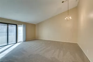 Photo #5: 2273267 Listing 