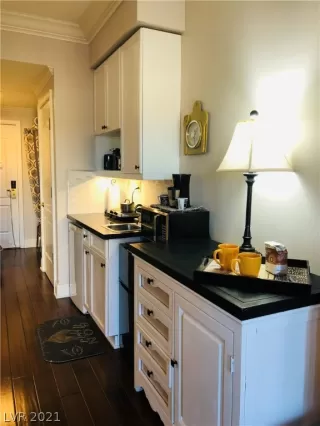 Photo #3: 2273304 Listing