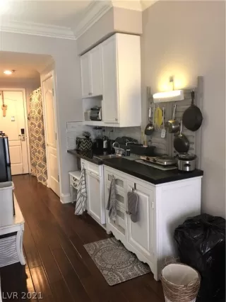 Photo #6: 2273304 Listing