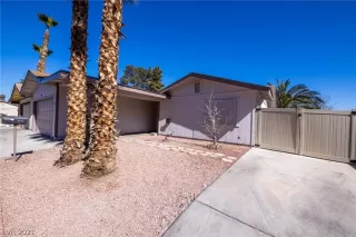 Photo #4: 2273350 Listing 