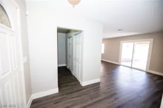 Photo #5: 2273350 Listing 