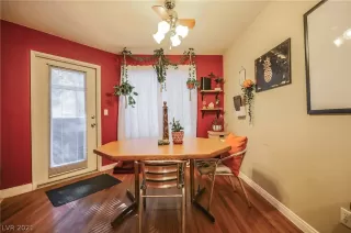 Photo #5: 2273365 Listing