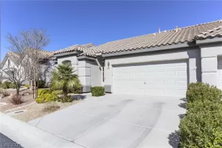 Photo #2: 2273369 Listing