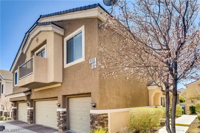 MLS: 2273371 Condo For Sale