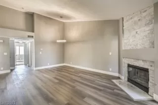 Photo #4: 2273386 Listing 