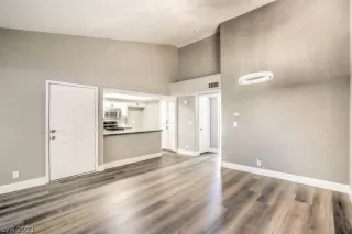 Photo #5: 2273386 Listing 