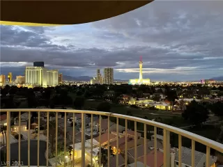 Photo #1: 2273392 Listing 