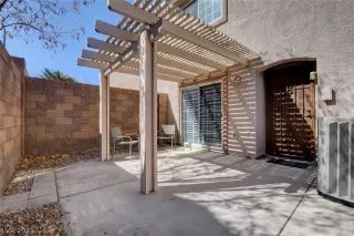 Photo #4: 2273393 Listing