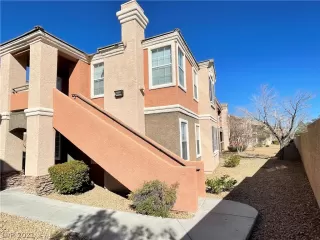 Photo #2: 2273412 Listing