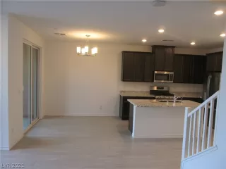 Photo #6: 2273414 Listing 