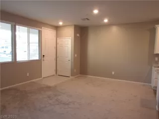 Photo #1: 2273426 Listing 