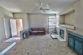 Photo #1: 2273431 Listing 