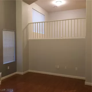 Photo #4: 2273444 Listing