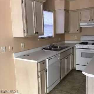 Photo #5: 2273457 Listing 