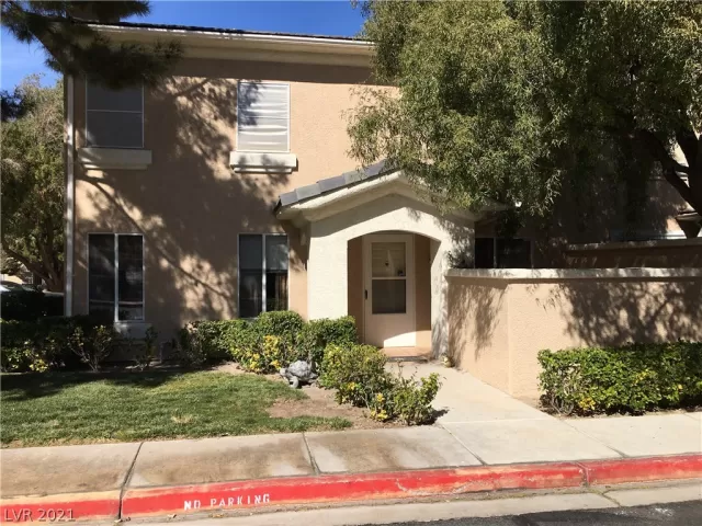 MLS: 2273484 Condo For Sale