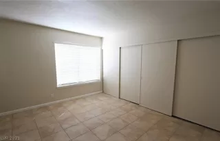 Photo #3: 2273553 Listing