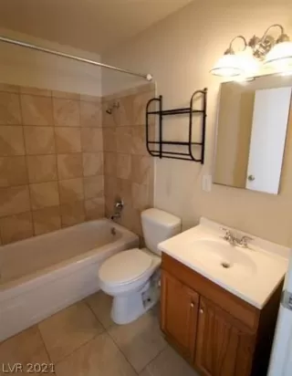 Photo #4: 2273553 Listing