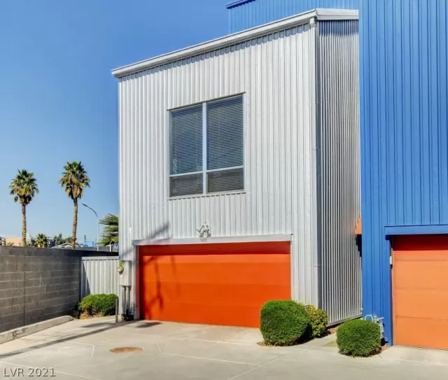 MLS: 2273557 Condo For Sale