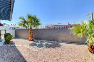 Photo #2: 2273557 Listing