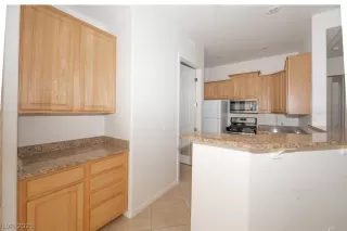 Photo #6: 2273561 Listing