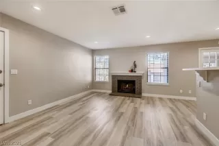 Photo #1: 2273564 Listing 