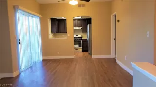 Photo #4: 2273567 Listing 