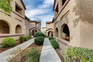 Photo #1: 2273587 Listing 