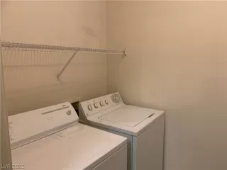 Photo #3: 2273613 Listing