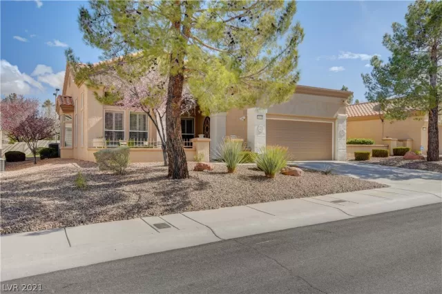 MLS: 2273636 Condo For Sale