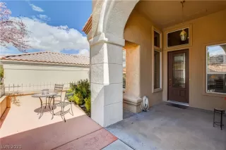 Photo #3: 2273636 Listing 