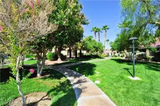 Photo #3: 2273675 Listing