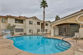 Photo #1: 2273710 Listing 