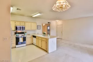 Photo #5: 2273710 Listing 