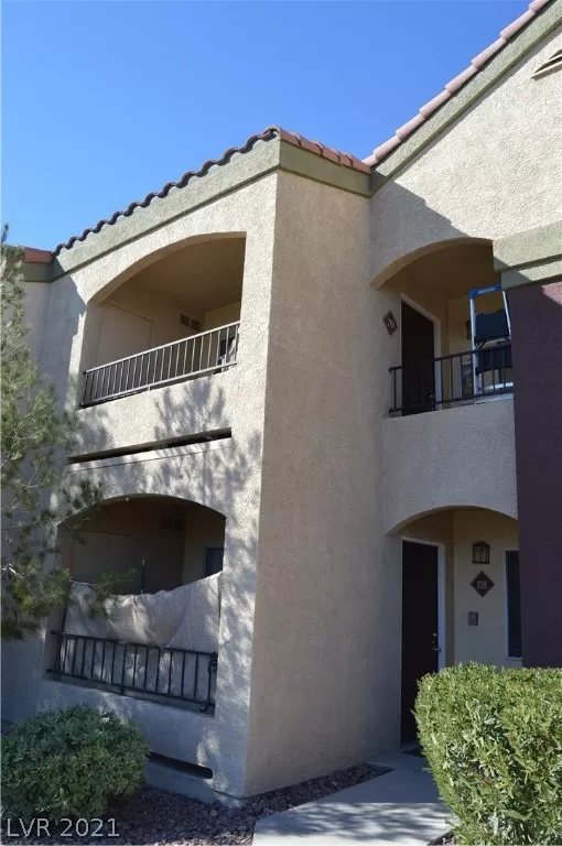 MLS: 2273725 Condo For Sale