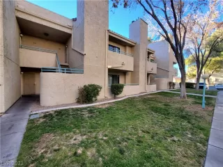 Photo #2: 2273732 Listing 