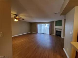 Photo #4: 2273732 Listing 