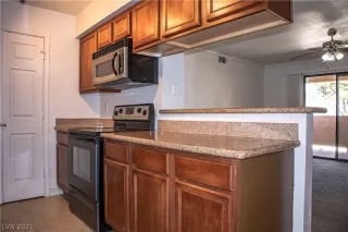 Photo #1: 2273755 Listing 
