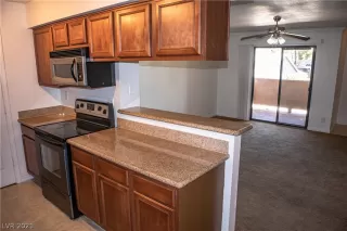 Photo #3: 2273755 Listing 