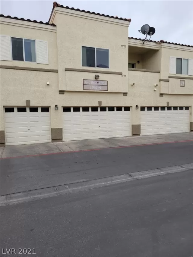 MLS: 2273767 Condo For Sale