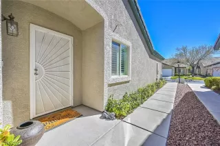 Photo #2: 2273798 Listing