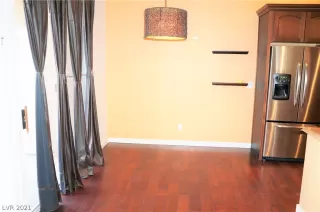 Photo #4: 2273799 Listing 