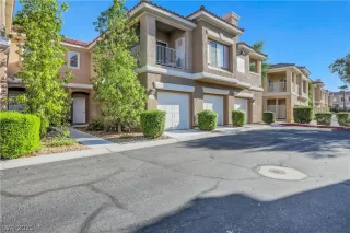 Photo #1: 2273832 Listing